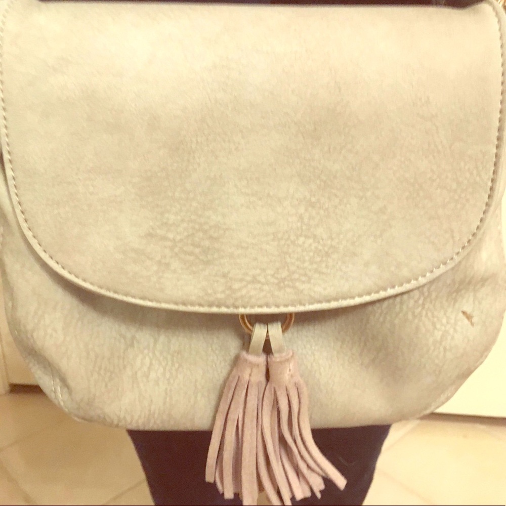 Street Level Off White/Cream Crossbody Bag